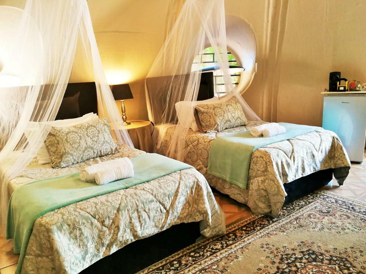 Safari Guesthouse Vryburg 外观 照片